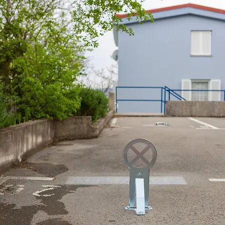 Navi Apartment Selce