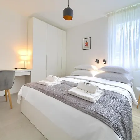 Apartment Navi
