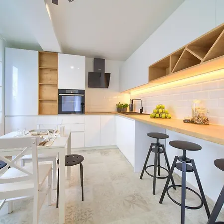 Navi Apartment Selce